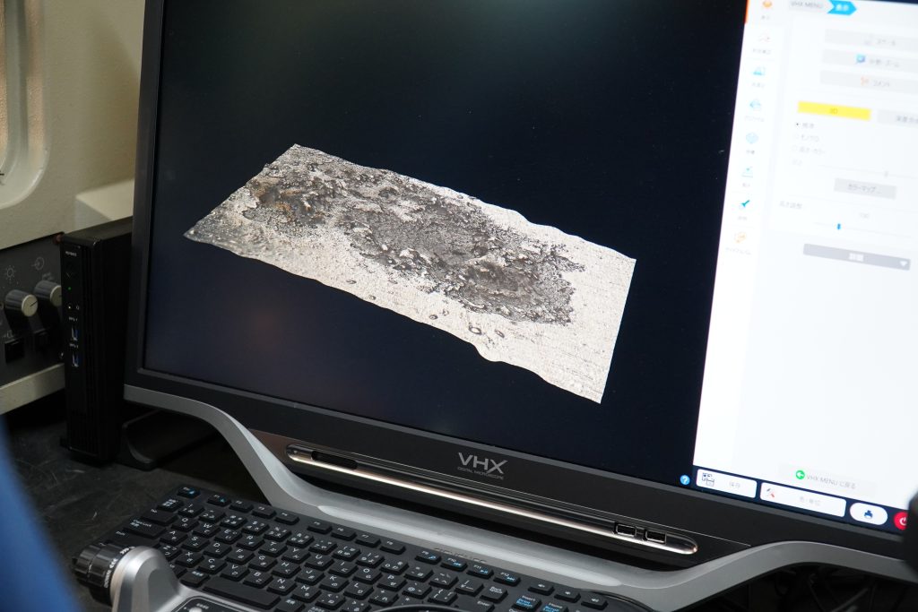 マイクロ顕微鏡で表面の状態を3D化した様子